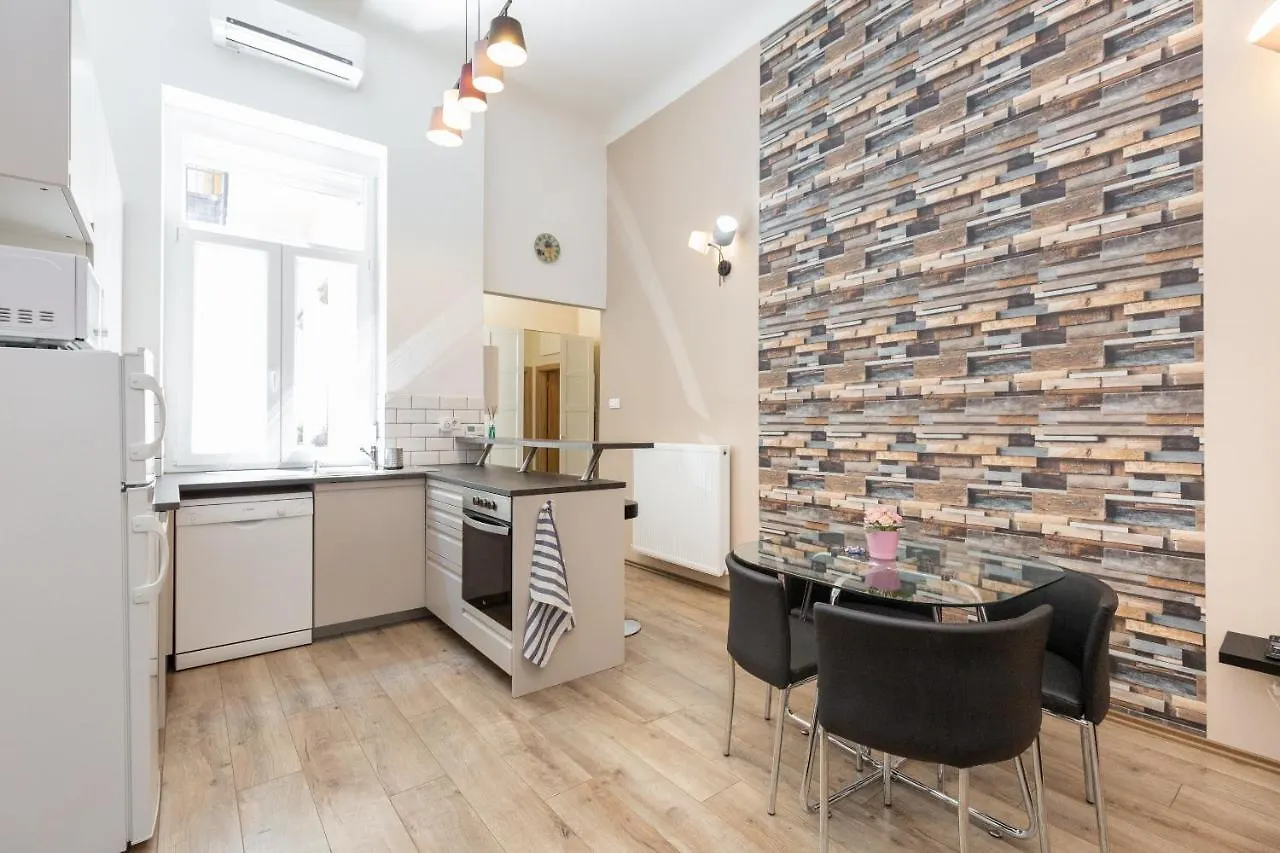 D78 Dohany Apartment Budapesta Ungaria